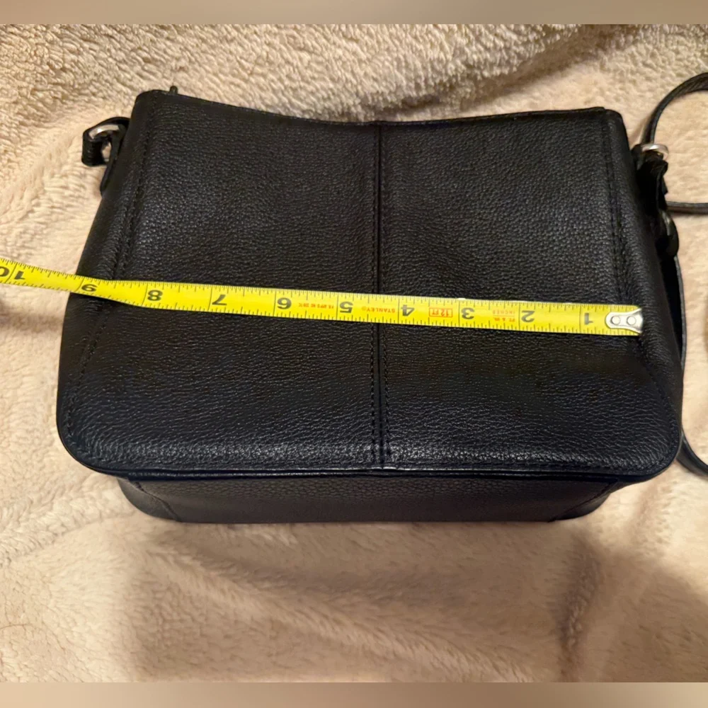 EUC Brighton Crocodile Embossed Leather Crossbody Bag - Picture 12 of 13